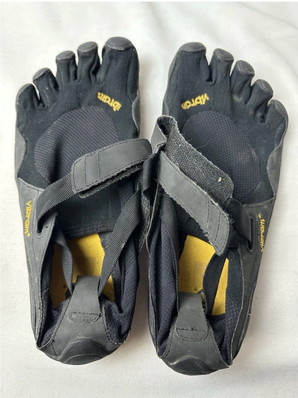 VIBRAM FIVE FINGERS MEN'S BLACK SANDALS WATER SHOES SIZE M42